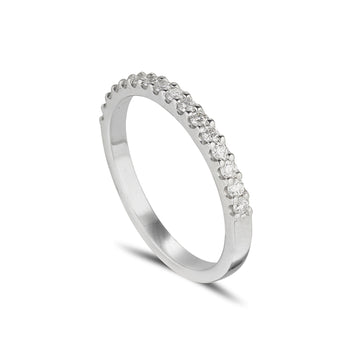 18ct white gold claw set wedding or eternity ring