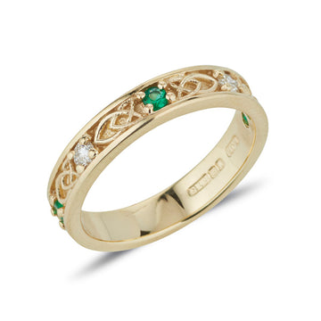 yellow gold ladies celtic design gemstone set  Jenna band,  this ring is set with 5 small 2mm gemstones alternating emerald diamond emerald diamond emerald