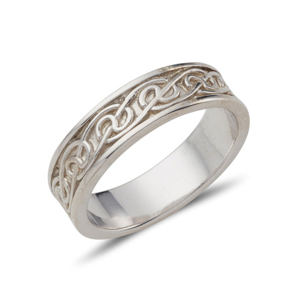 sterling silver gents celtic lovers not ring the design is in the centre and there is raised rimms at the edge with a slight oxidised finish
