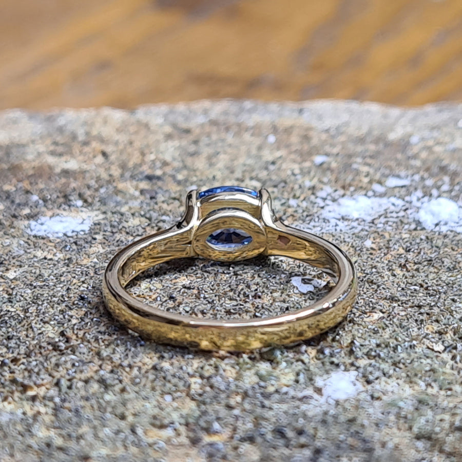 Birthstone ring in gold