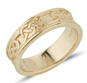 yellow gold celtic design ring full pattern,  the design is in the centre with raised rimm edges